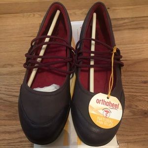 Brand New Orthaheel purple flats